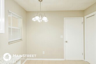 913 Redwood Ct in Altamonte Springs, FL - Building Photo - Building Photo