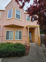 1520 S 55th St in Richmond, CA - Building Photo