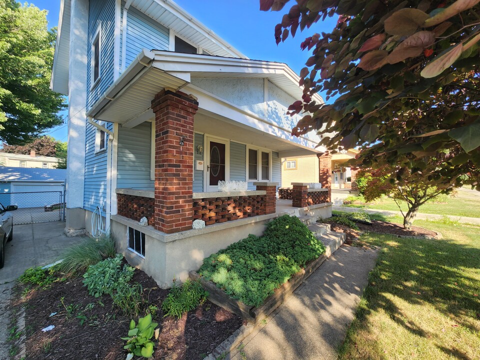 712 Wilmington Ave in Dayton, OH - Foto de edificio