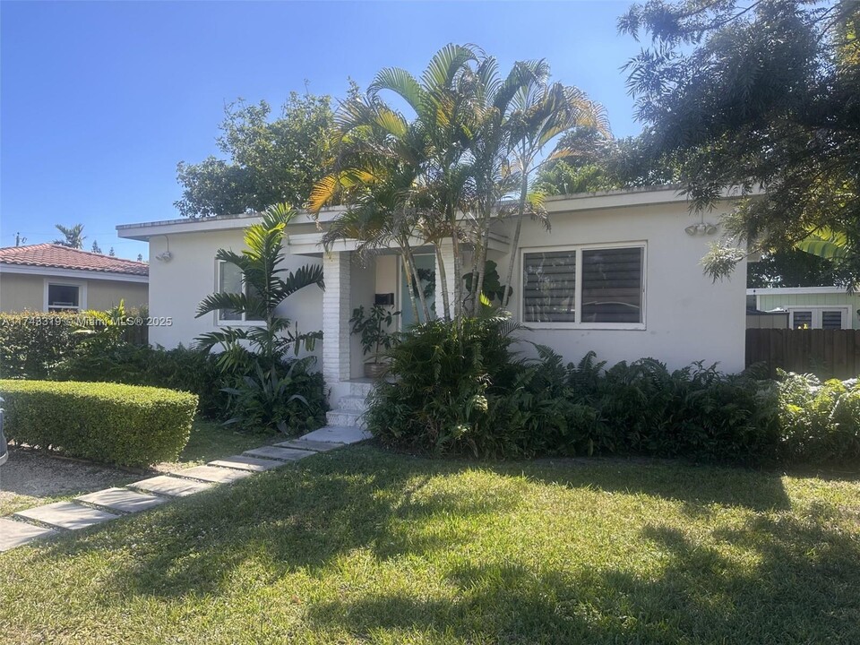 314 NE 112th St in Miami, FL - Building Photo