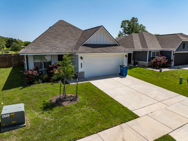 property at 105 Dove Landing Ct