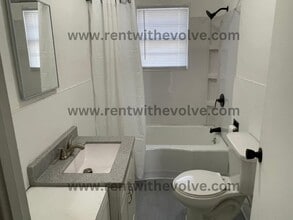 758 Beeson Dr in Winchester, IN - Building Photo - Building Photo