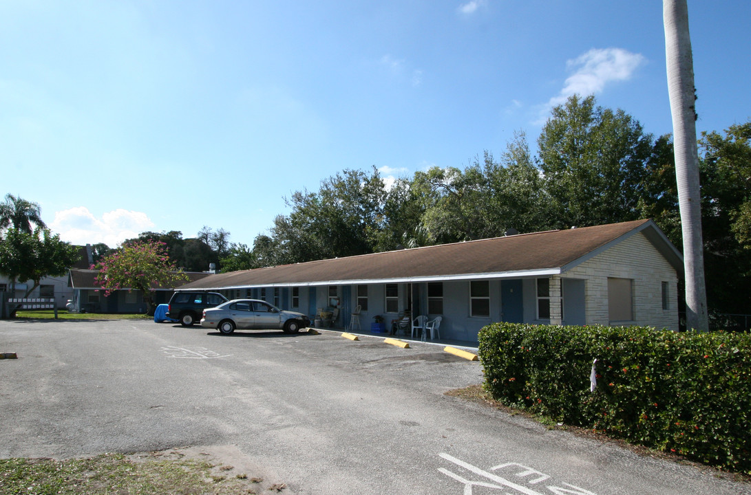 1515 9th Ave W in Bradenton, FL - Building Photo