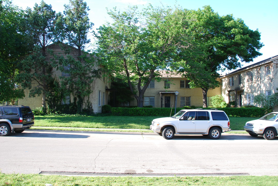 3116 Rosedale Ave in Dallas, TX - Foto de edificio