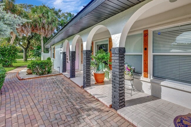 property at 1505 Coral Ave