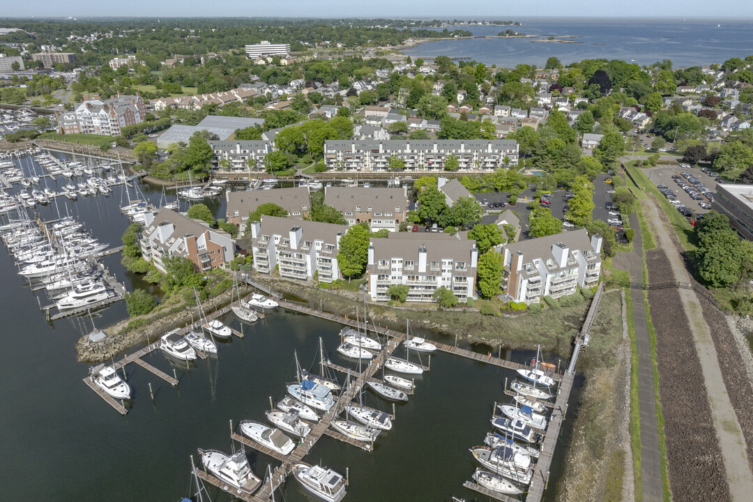 Palmer Landing in Stamford, CT - Building Photo