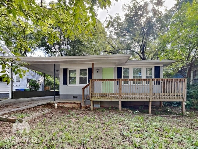 property at 433 W Lake Ave NW