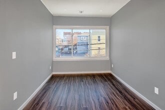 445 Liberty Ave in Jersey City, NJ - Building Photo - Building Photo