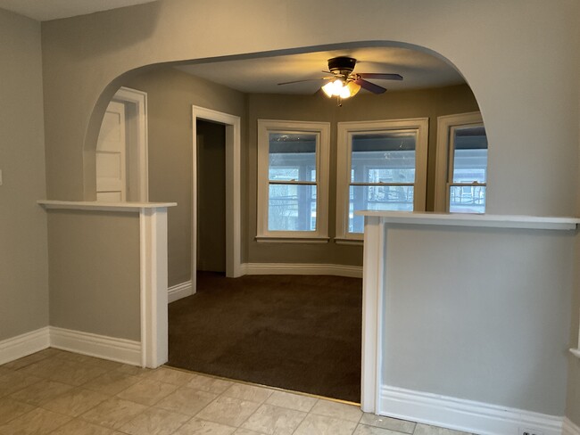 62 Pomona Pl, Unit 1