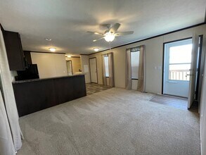 104 Sheppard Ave in Flushing, MI - Building Photo - Building Photo