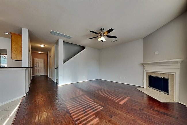 11022 Pierce Valley Dr in Richmond, TX - Building Photo - Building Photo