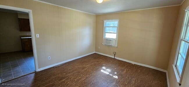 160 Pine St in Tompkinsville, KY - Building Photo - Building Photo