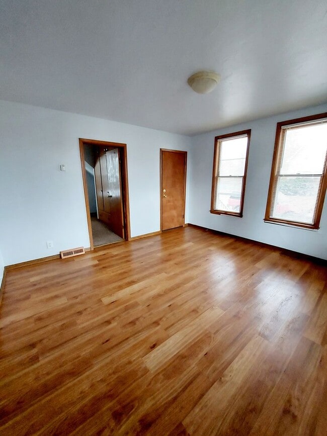 1129 St George St in Green Bay, WI - Building Photo - Building Photo