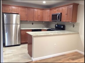131 Hatfield Ln, Unit 131 Hatfield Lane in East Brunswick, NJ - Building Photo - Building Photo
