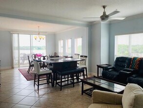 7508 Toscana Blvd in Orlando, FL - Building Photo - Building Photo