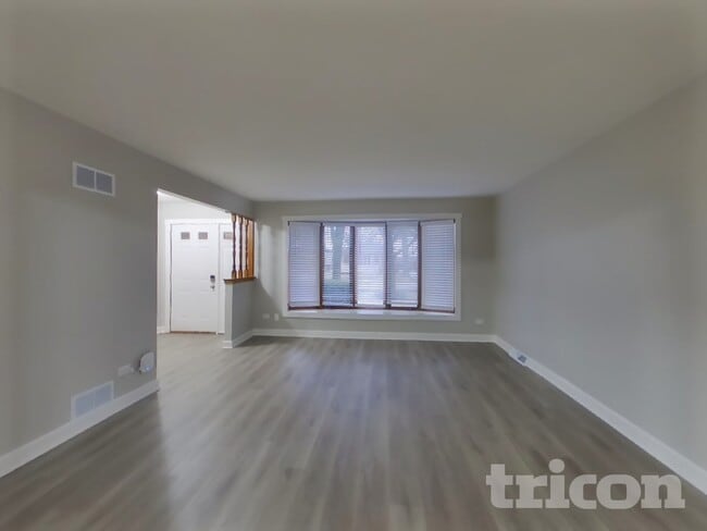 11050 Parkside Ave in Chicago Ridge, IL - Building Photo - Building Photo