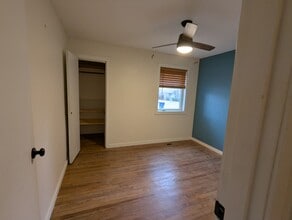 455 NE Clay Ave in Bend, OR - Building Photo - Building Photo