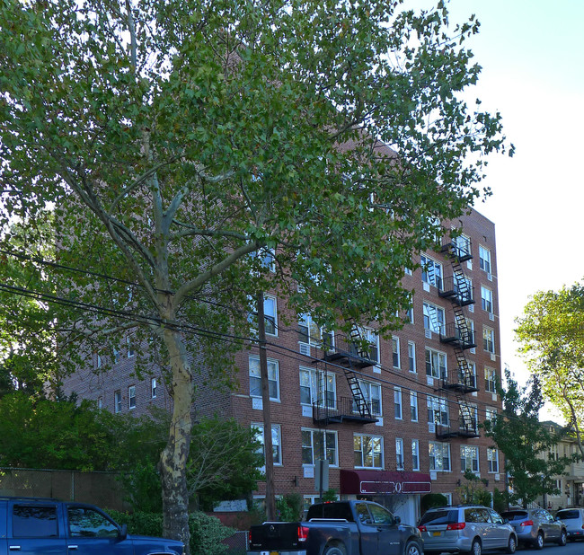 50 - 15 39th St in Sunnyside, NY - Building Photo - Building Photo