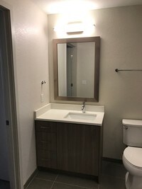 Building Photo - Colewood Apartamentos in Denver, Colorado