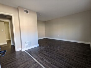 1461 Pine St NW in Atlanta, GA - Building Photo - Building Photo