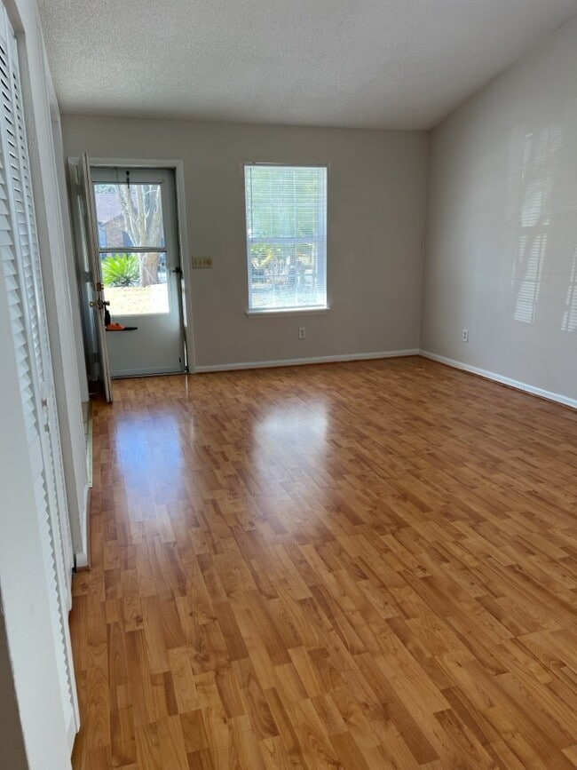 115 Lancashire Rd in Summerville, SC - Building Photo - Building Photo