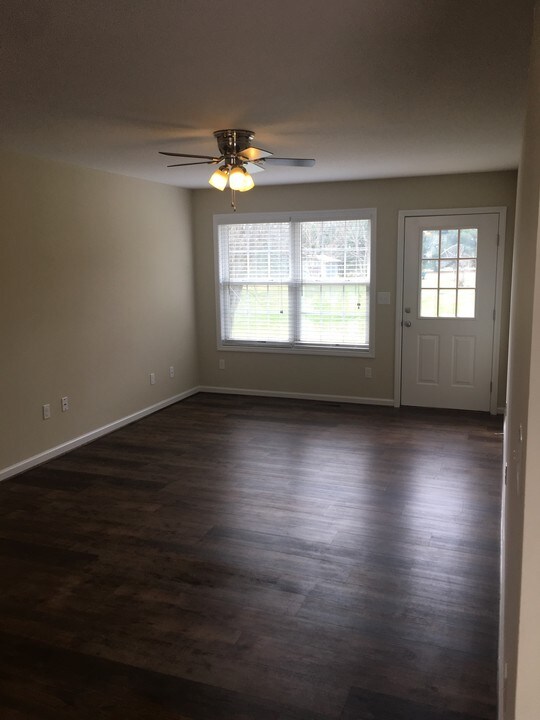 26 Carol Ln, Unit 3 in Crossville, TN - Building Photo