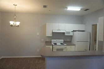852 Grand Regency Pointe, Unit 205 in Altamonte Springs, FL - Building Photo - Building Photo