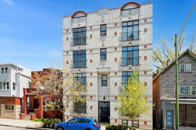 property at 3641 N Ashland Ave