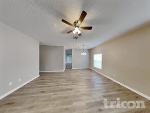 4312 Hidden Meadow Dr in Kissimmee, FL - Building Photo - Building Photo