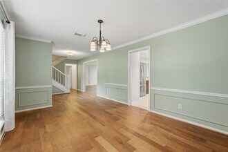 3823 Village Oaks Dr in Houston, TX - Building Photo - Building Photo