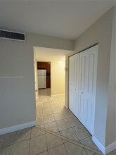 7480 Miami Lakes Dr in Miami Lakes, FL - Building Photo - Building Photo