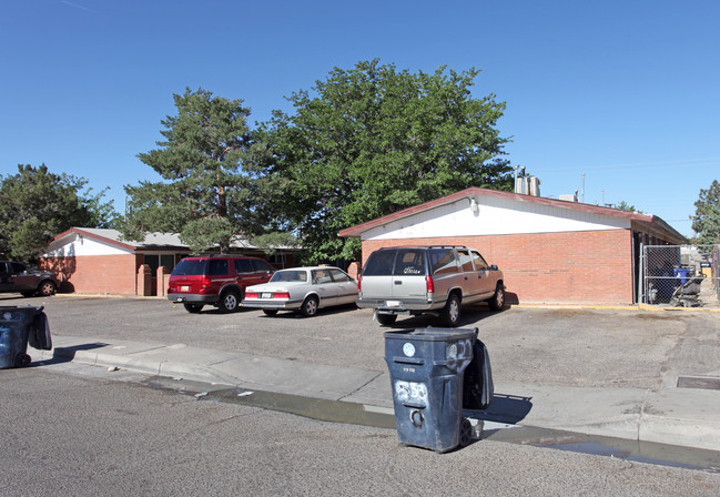 533-537 Indiana St SE in Albuquerque, NM - Building Photo - Building Photo