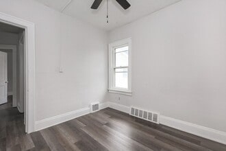 4930 E 108th St in Garfield Heights, OH - Building Photo - Building Photo