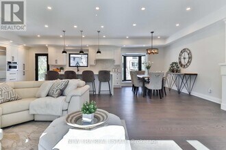 1481 Chasehurst Dr in Mississauga, ON - Building Photo - Building Photo