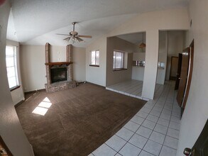 2241 Seagull Dr in El Paso, TX - Building Photo - Building Photo