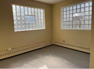 4940-4951 51 St in Red Deer, AB - Building Photo - Building Photo