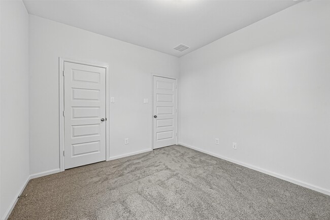 5019 Bowen Pr Dr in Rosenberg, TX - Foto de edificio - Building Photo