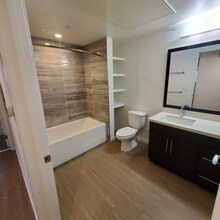 11405 Chandler Blvd in North Hollywood, CA - Building Photo - Building Photo