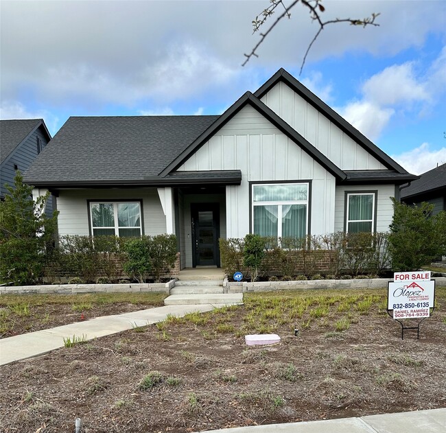 property at 15107 Prosperous Pl