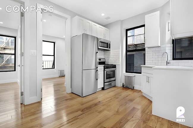 property at 175 E 105th St