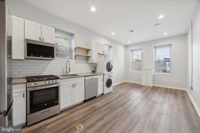 property at 1531 N 28th St