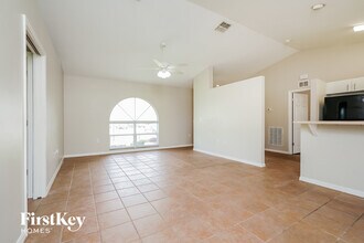 18477 Winter Haven Rd in Ft. Myers, FL - Building Photo - Building Photo