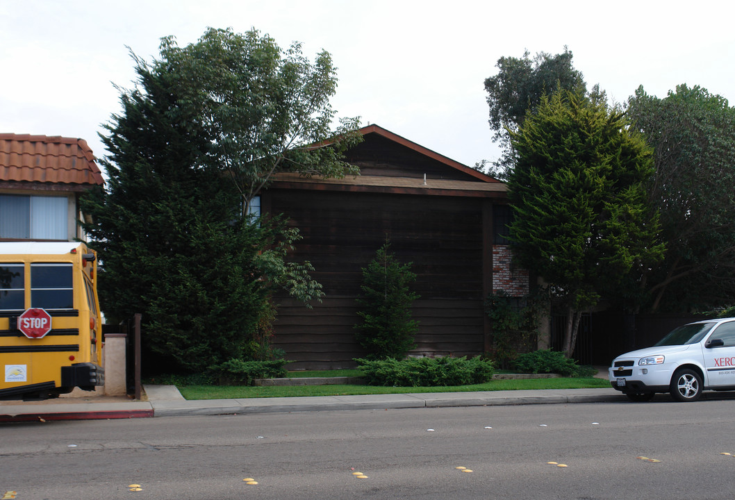 809 9th St in Imperial Beach, CA - Building Photo