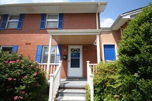 2010 Jersey Ave in Durham, NC - Building Photo