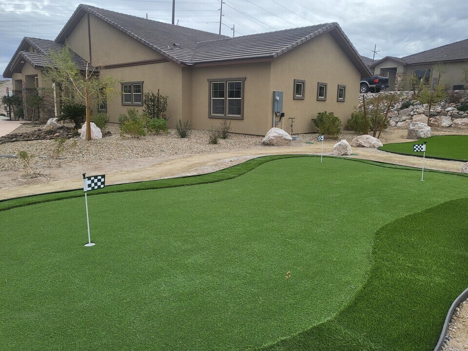 1315 Sternwheel in Bullhead City, AZ - Building Photo