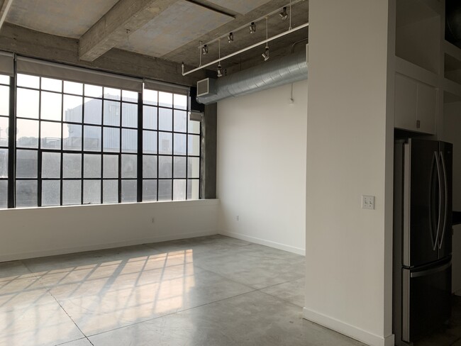 555 Florida St in San Francisco, CA - Foto de edificio - Building Photo