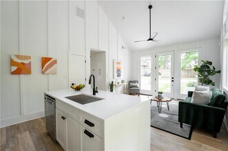 1240 Colmer Ave SE in Atlanta, GA - Building Photo - Building Photo