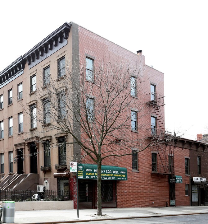 407-415 Court St in Brooklyn, NY - Foto de edificio