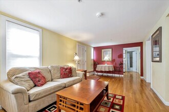 2070 Pacific Ave, Unit SI ID1508534P in San Francisco, CA - Building Photo - Building Photo