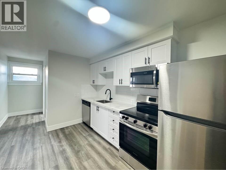 37 Lincoln St in Welland, ON - Building Photo